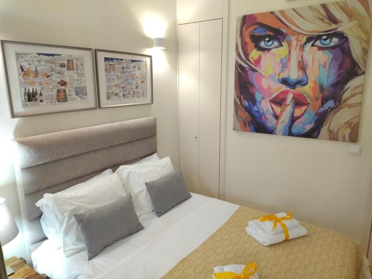 Santa Catarina Patio - With Washer Machine * Oporto