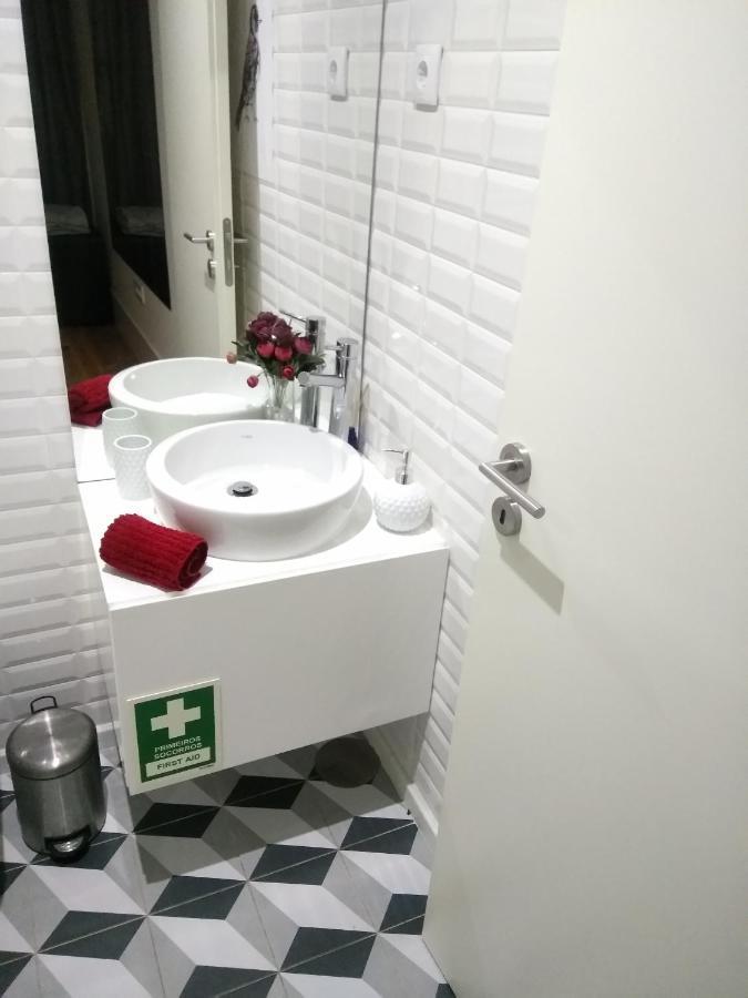 Santa Catarina Patio - With Washer Machine * Oporto