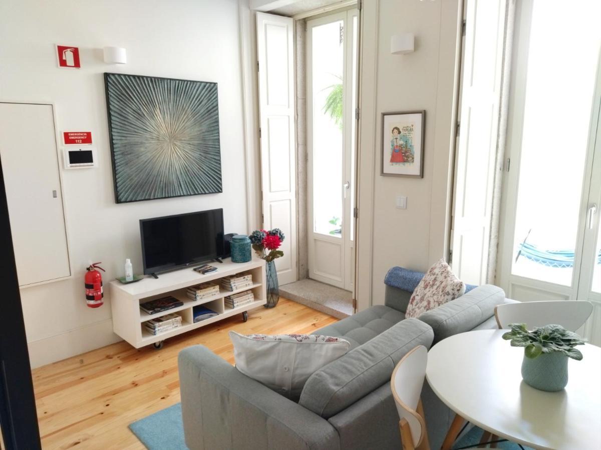 Santa Catarina Patio - With Washer Machine Porto