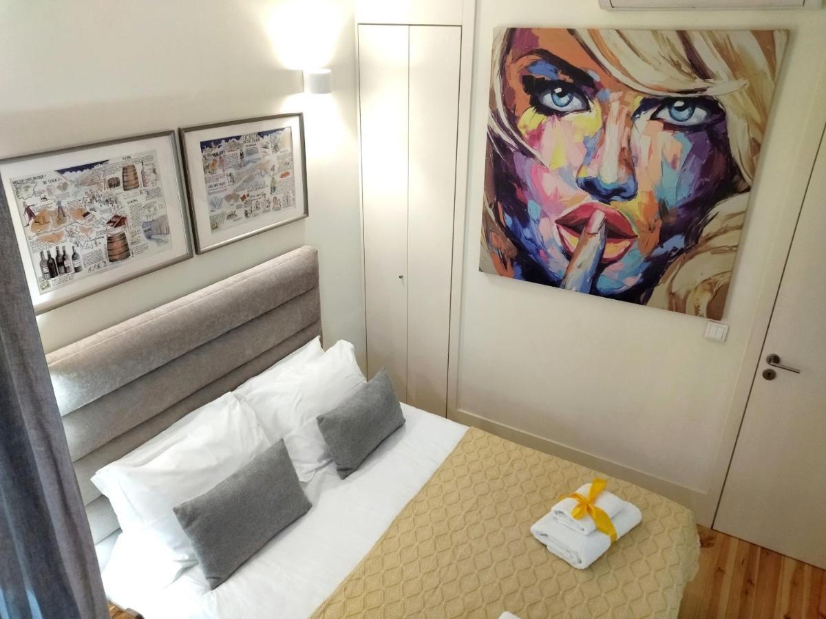 Santa Catarina Patio - With Washer Machine Apartment Porto